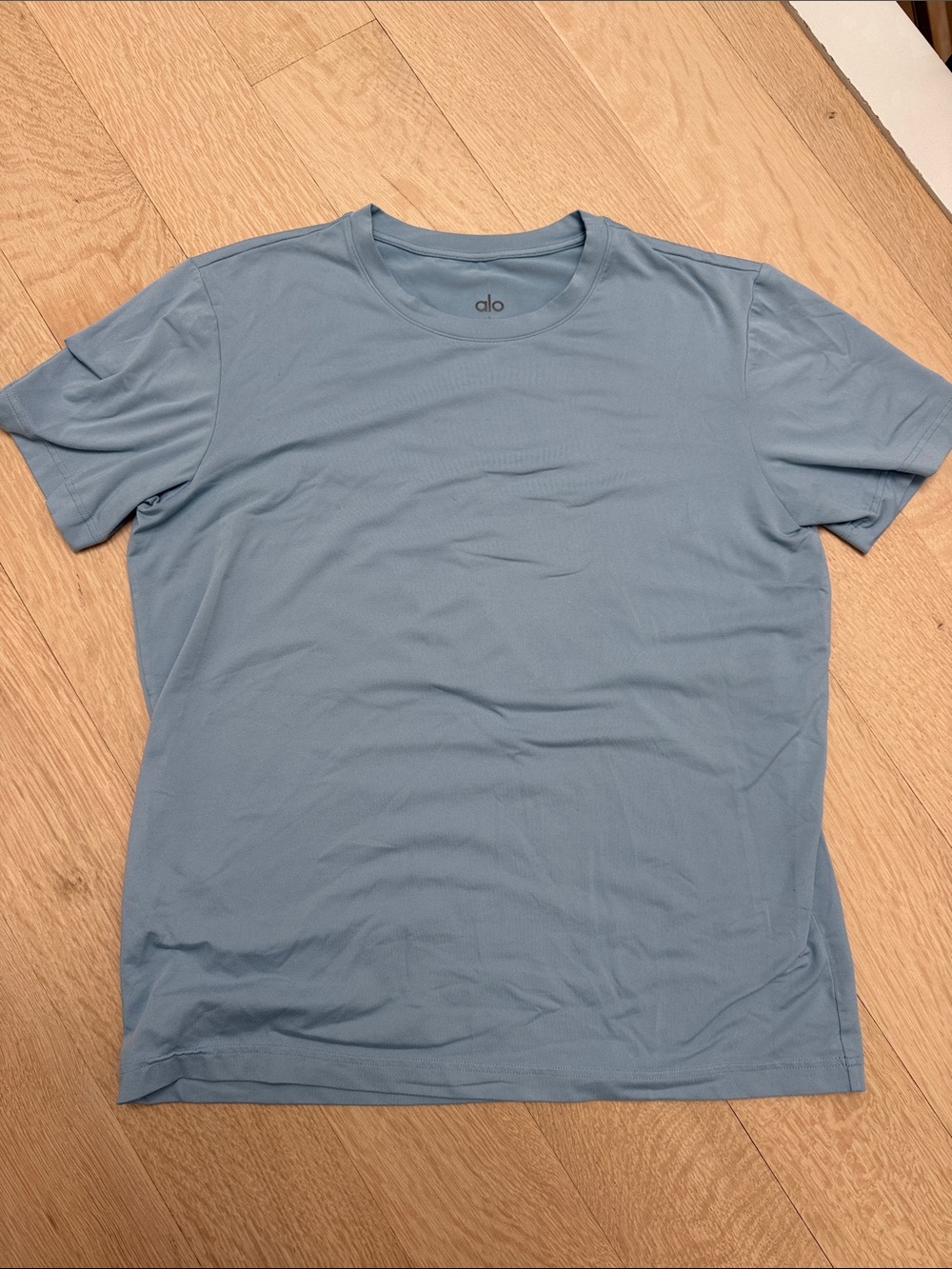 ALO Yoga Men’s Short Sleeve Crew Tee — Slate Blue